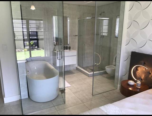 3 BEDROOM PROPERTY TO RENT IN MIDRIDGE PARK